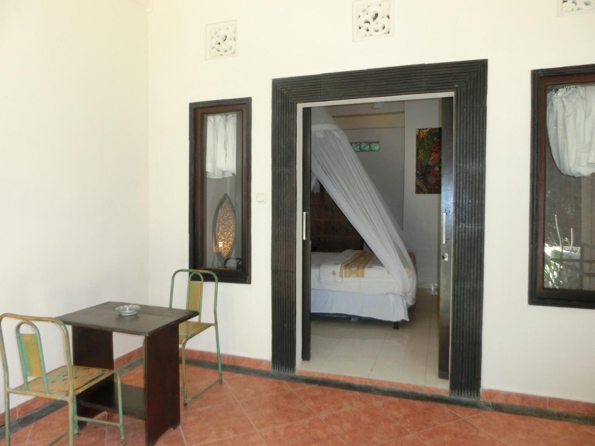 Latugu Homestay Ubud Værelse billede