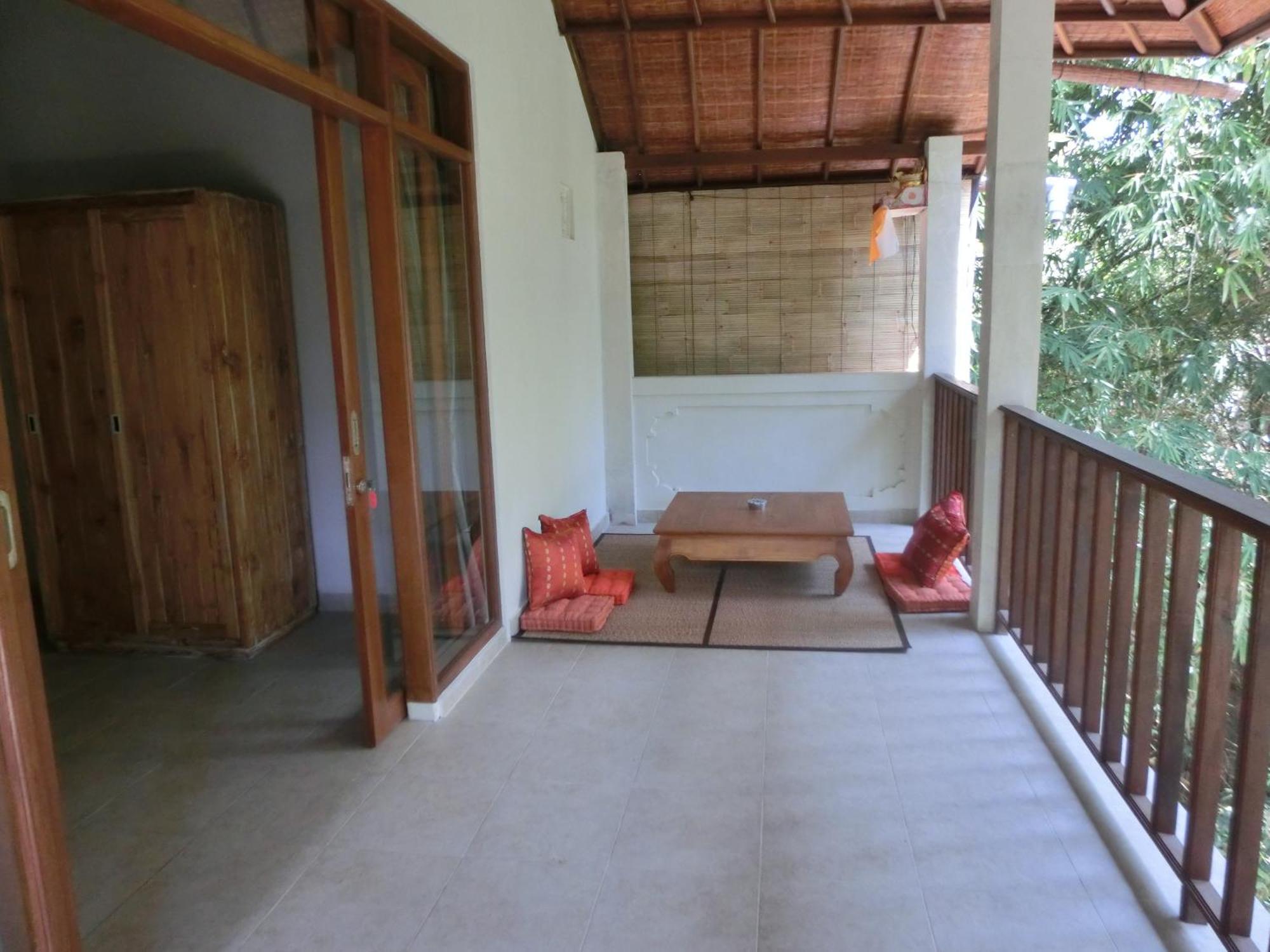 Latugu Homestay Ubud Værelse billede